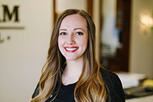 portrait of Kelsey, a Dental Assitant at Haslam Dental, a dentist office in Ogden, Utah